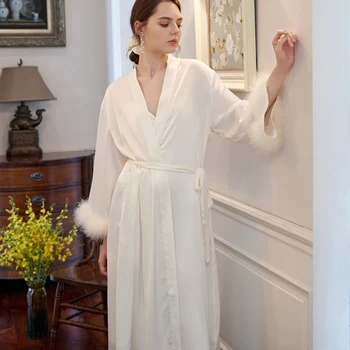 Pidžamas Sieviešu Rudens Traipu V-veida kakla Romantiska Sleepwear Long Sleeve Rīta Drēbes Pidžamu Mājas Drēbes Set 3pcs Pijama INS Modes